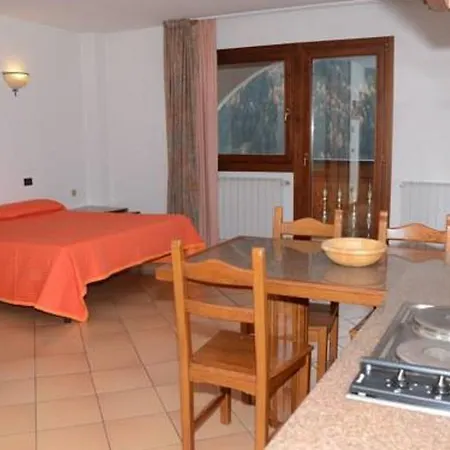 San Giovanni Sas Apartamento Vezza dʼOglio